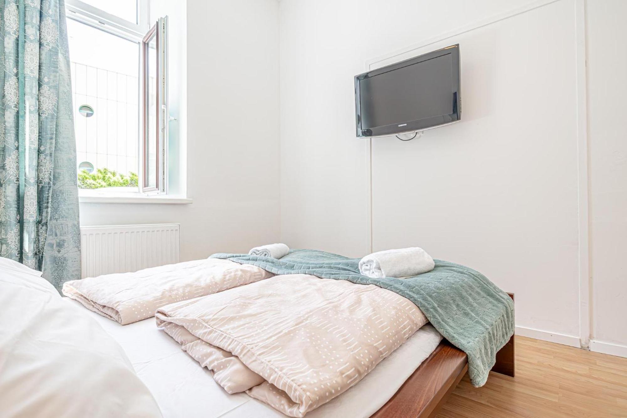 Loevly Shared 6Br With Garden Near Danube & Millenium City 维也纳 外观 照片