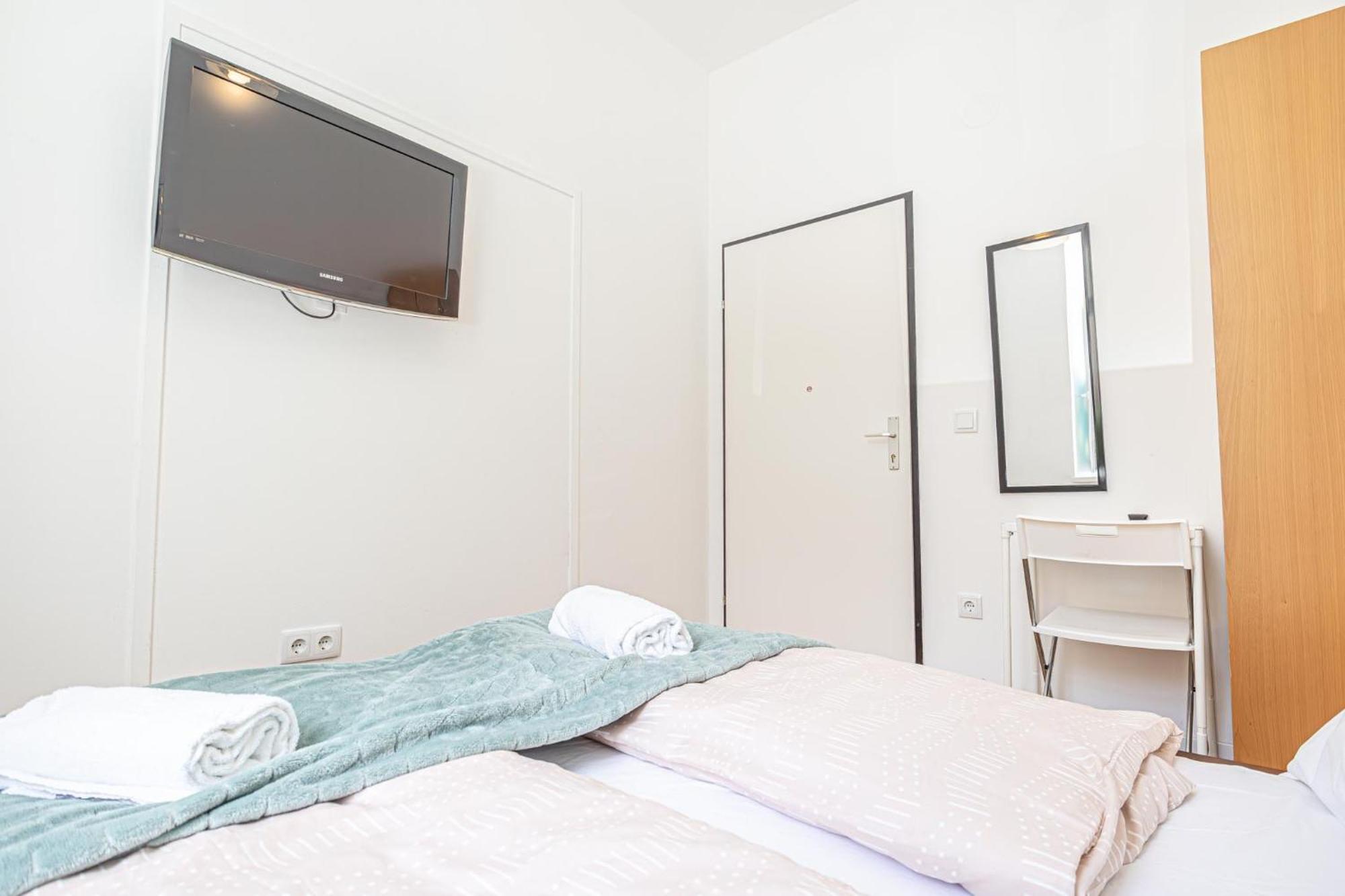 Loevly Shared 6Br With Garden Near Danube & Millenium City 维也纳 外观 照片