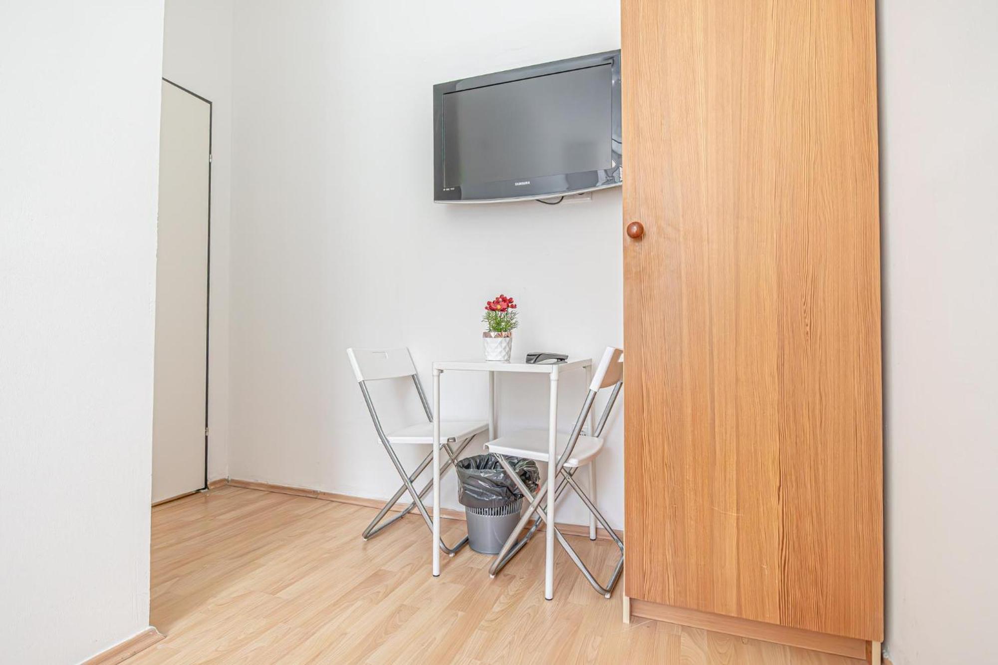 Loevly Shared 6Br With Garden Near Danube & Millenium City 维也纳 外观 照片