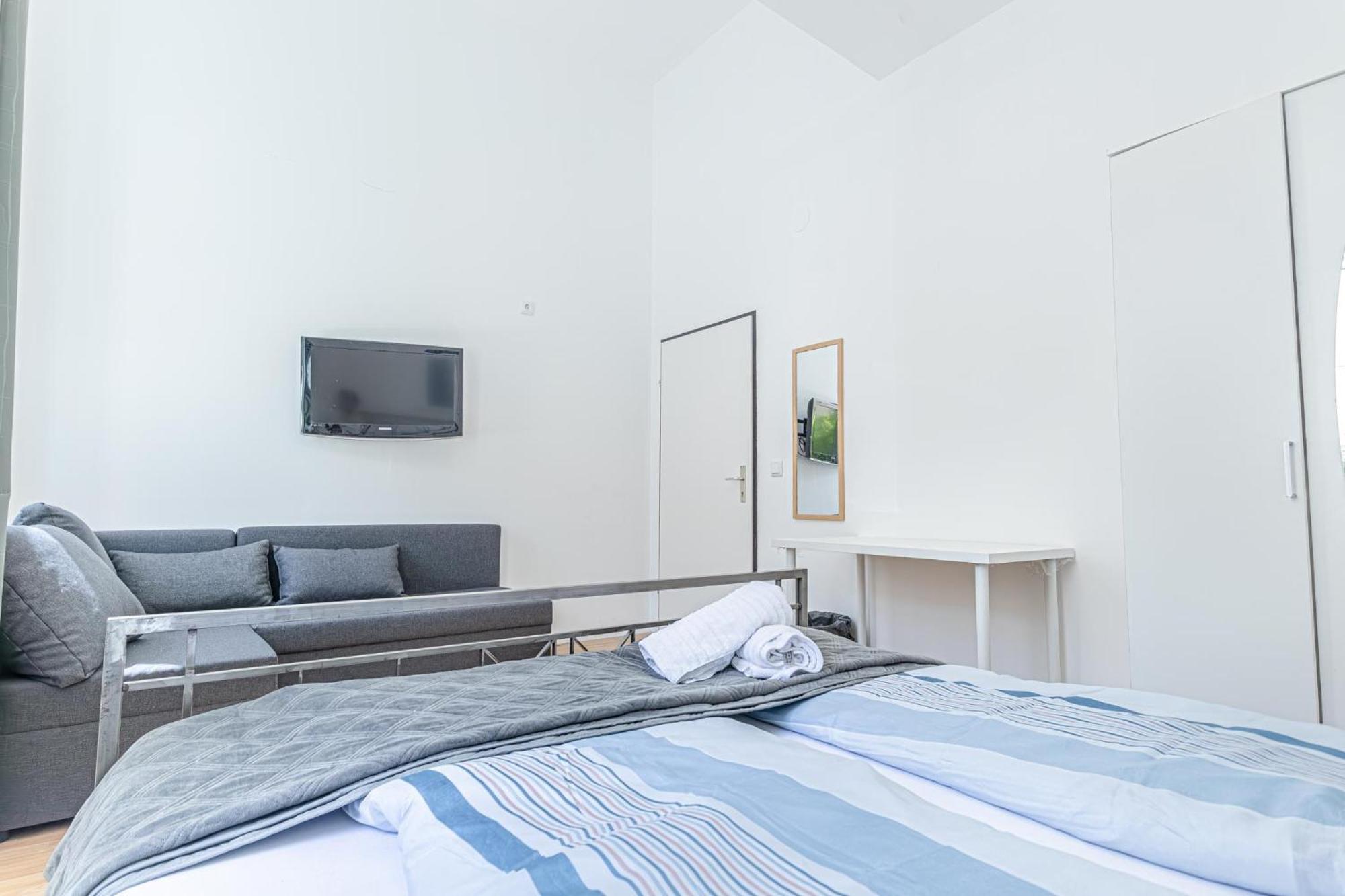 Loevly Shared 6Br With Garden Near Danube & Millenium City 维也纳 外观 照片