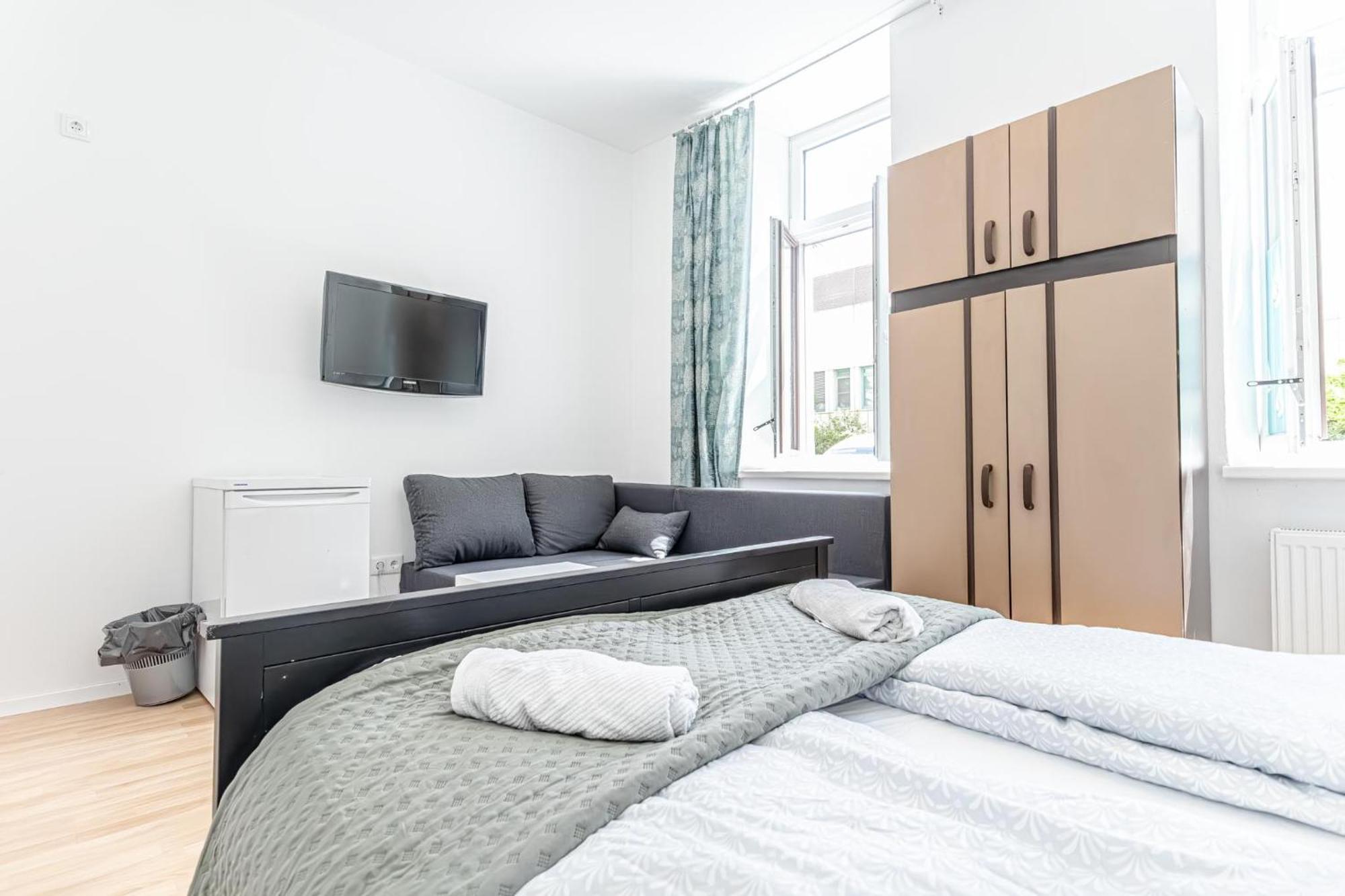 Loevly Shared 6Br With Garden Near Danube & Millenium City 维也纳 外观 照片